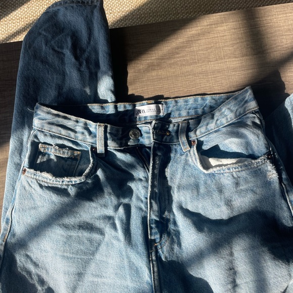 Zara Mom Jeans - Picture 4 of 4